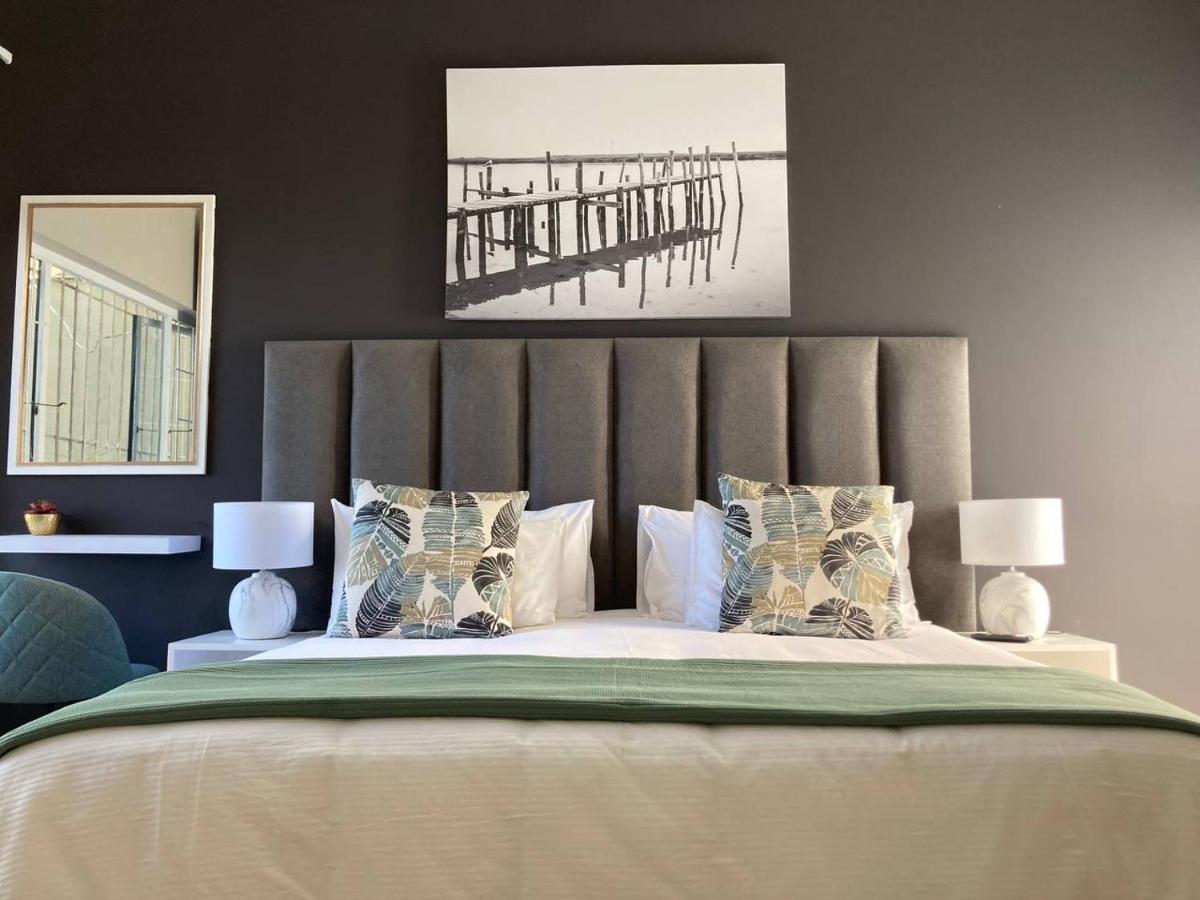 Ocean Rocks Villa, Umhlanga Durban Extérieur photo
