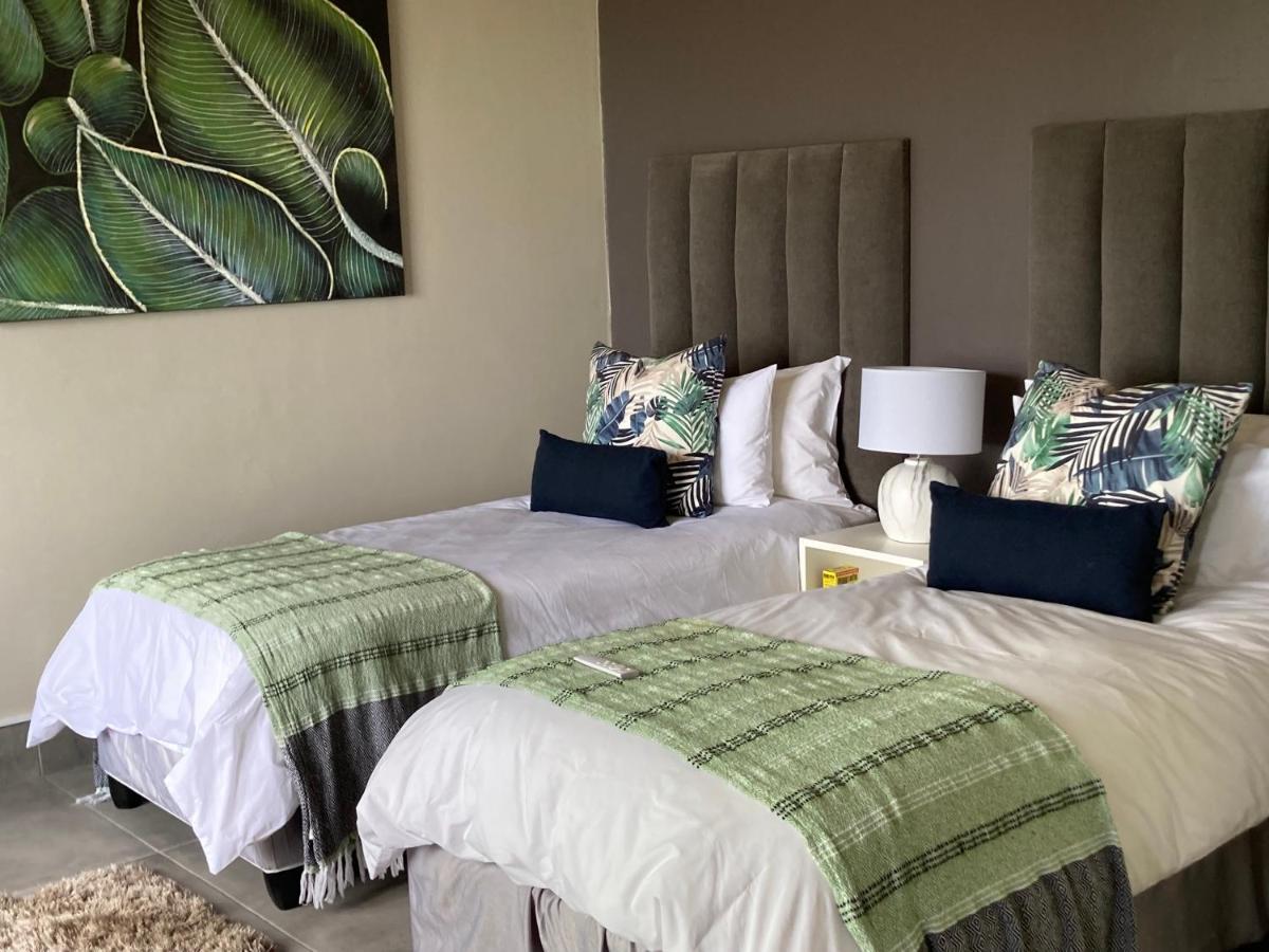 Ocean Rocks Villa, Umhlanga Durban Extérieur photo