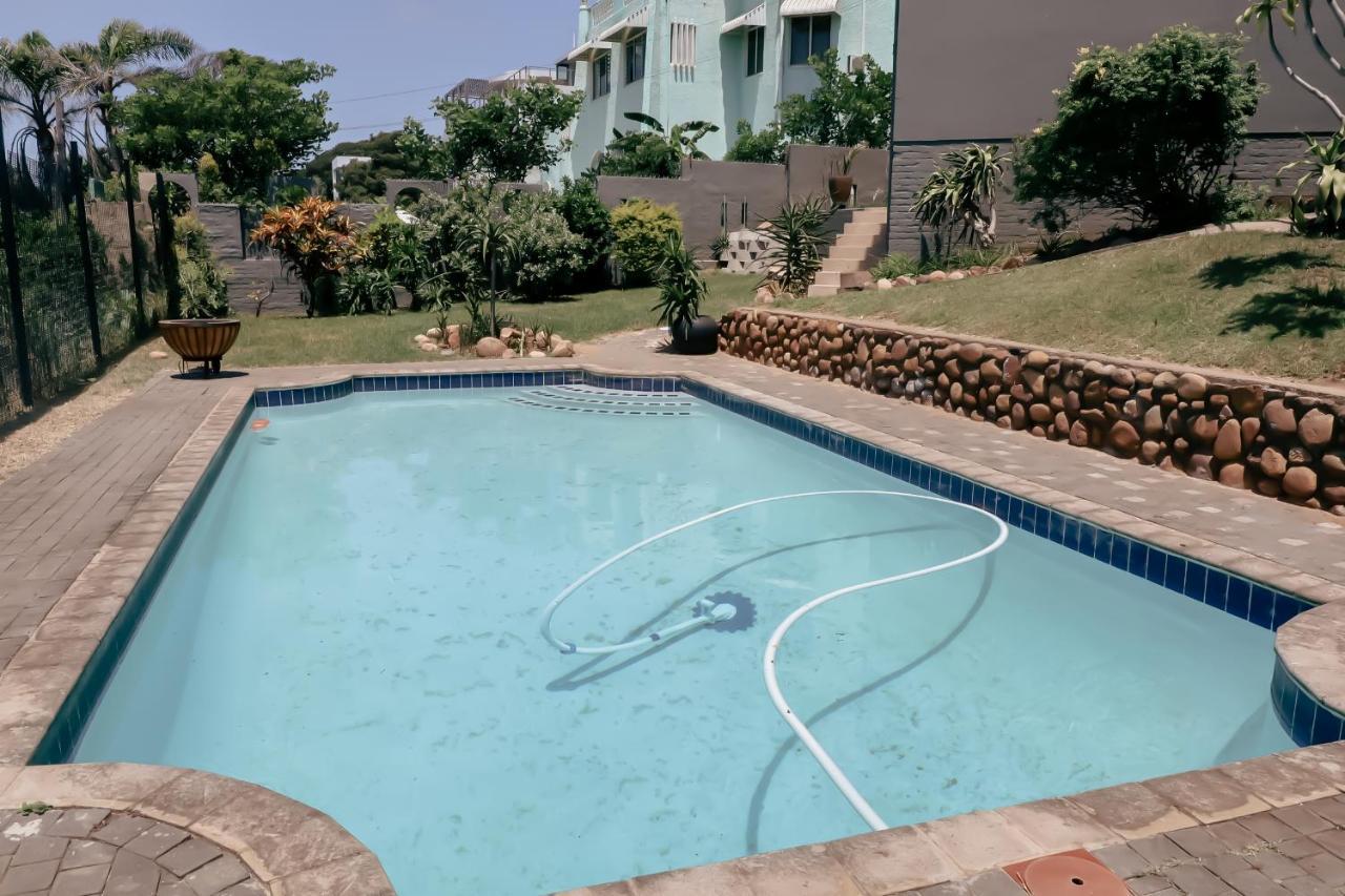 Ocean Rocks Villa, Umhlanga Durban Extérieur photo