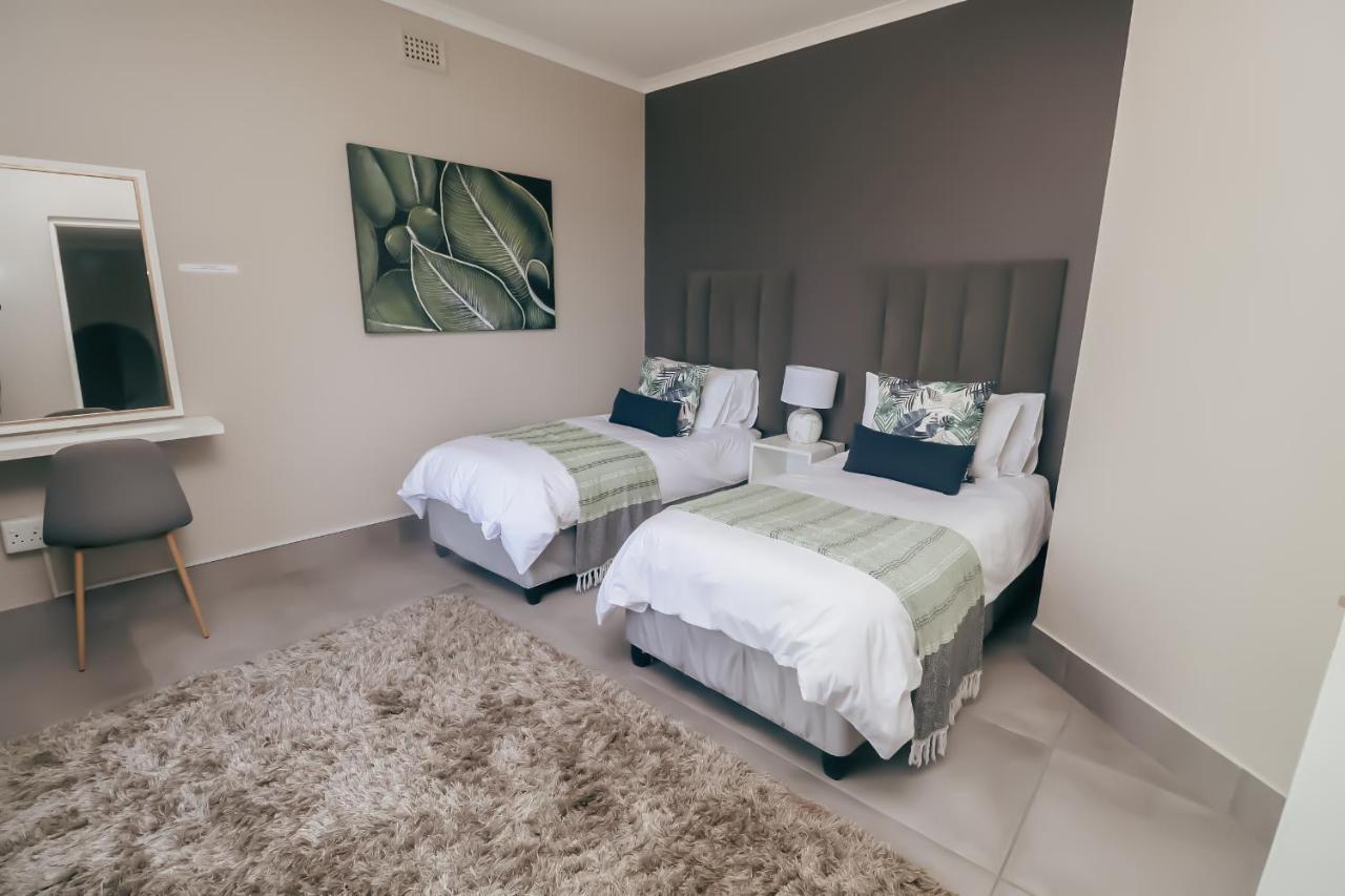 Ocean Rocks Villa, Umhlanga Durban Extérieur photo