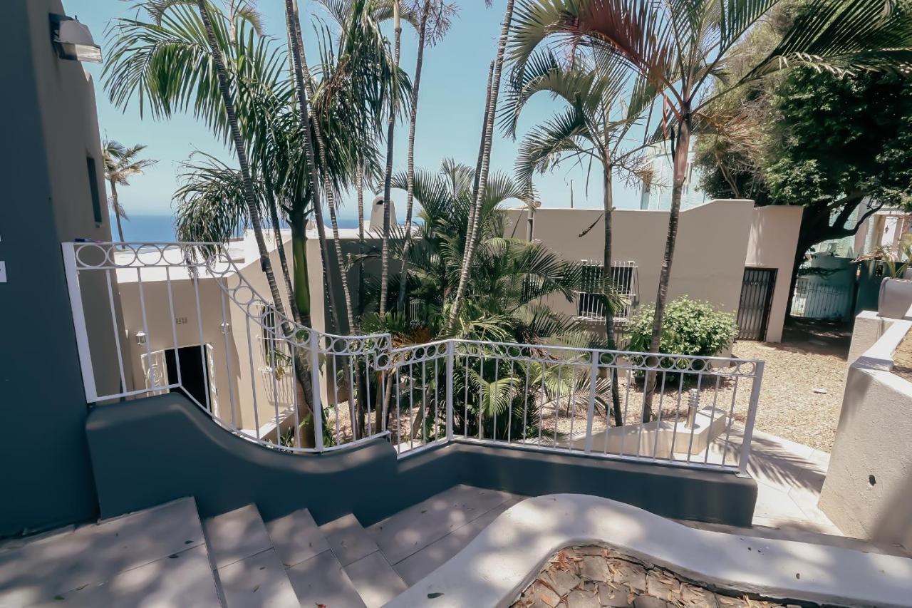 Ocean Rocks Villa, Umhlanga Durban Extérieur photo