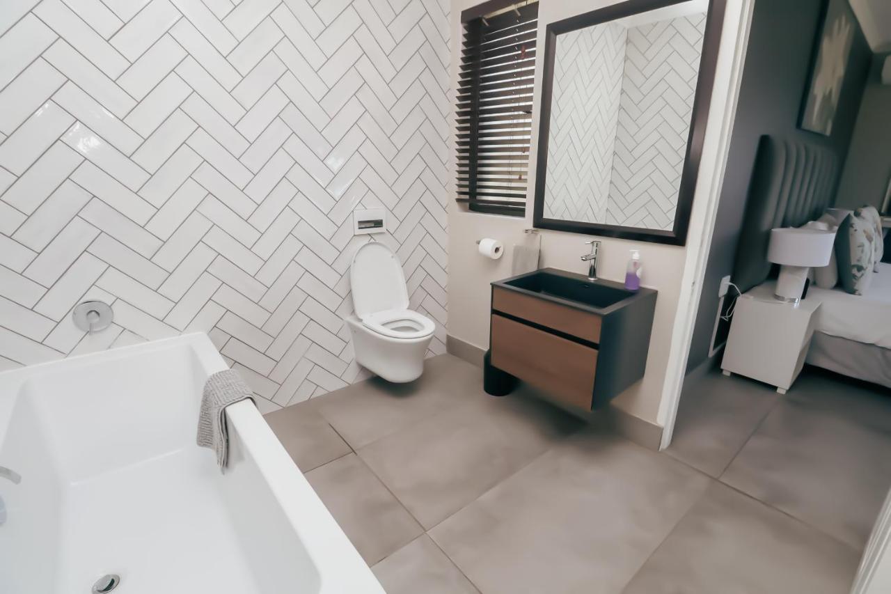 Ocean Rocks Villa, Umhlanga Durban Extérieur photo